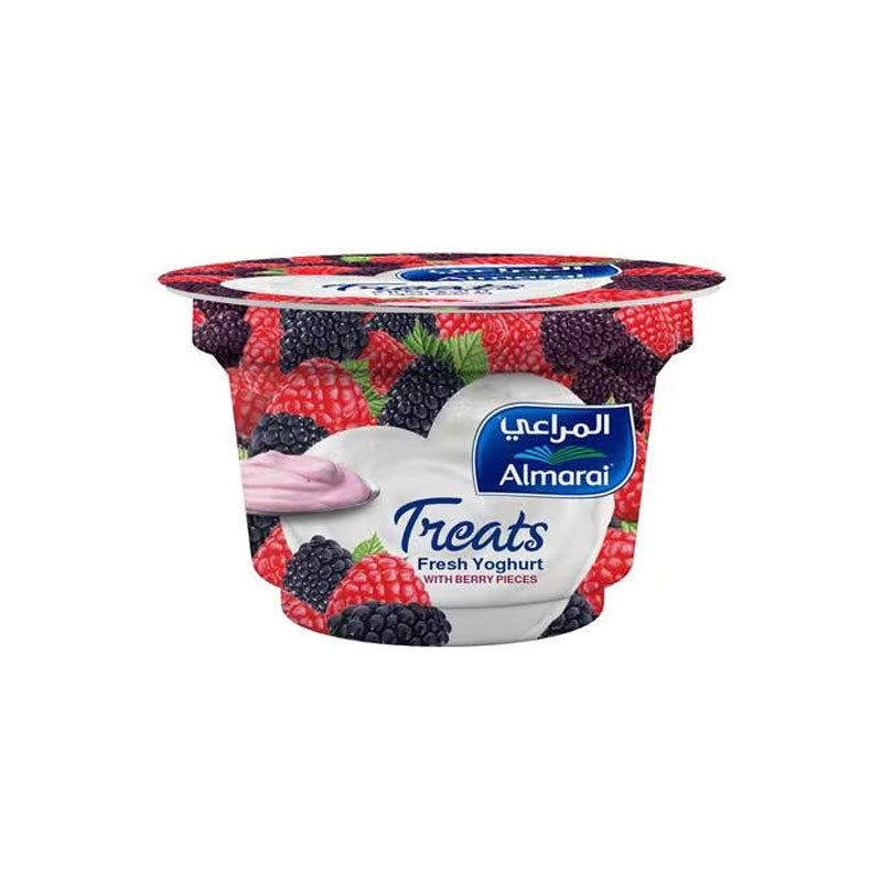 Almarai Treats Fresh Yoghurt With Berry Pieces
