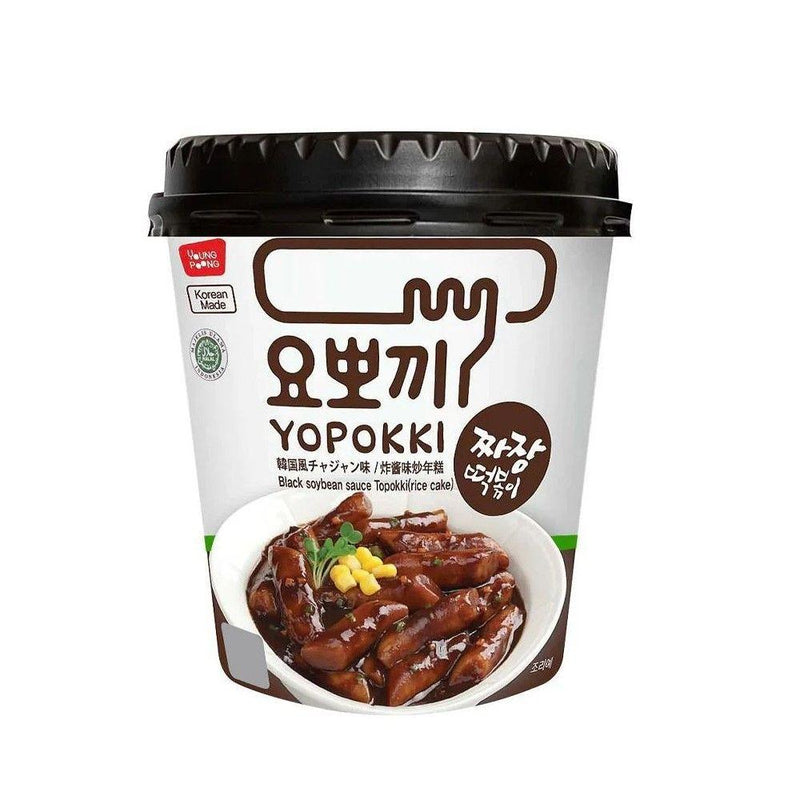 Young Poong Yopokki Black Soybean Sauce Rice Cake Cup, 140g | كوب يونغ بونج يوبوكي ججاجانغ 140 جرام